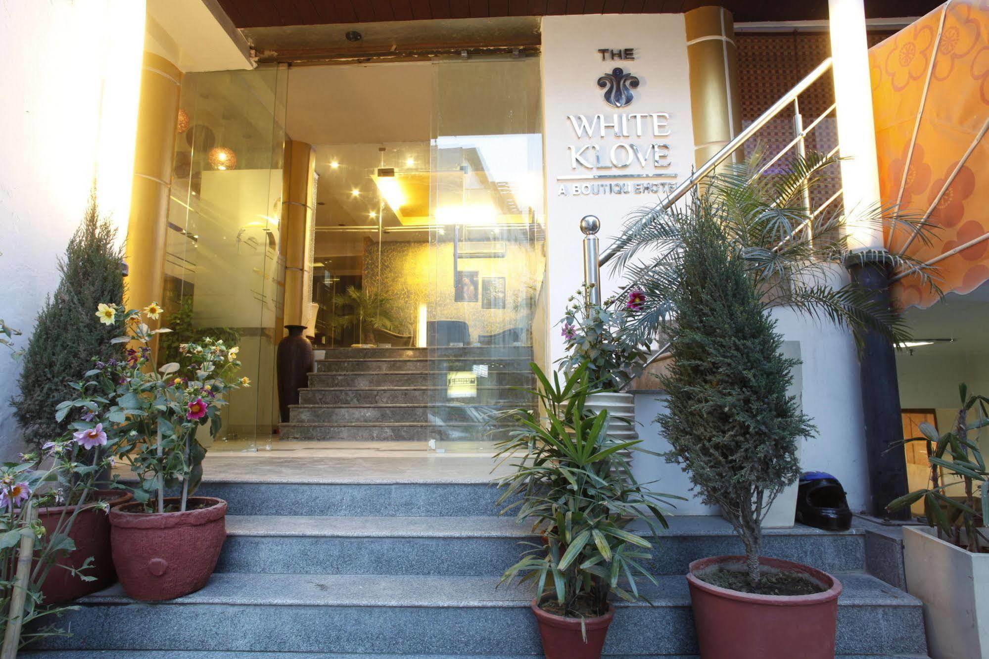 The White Klove Nova Deli Exterior foto